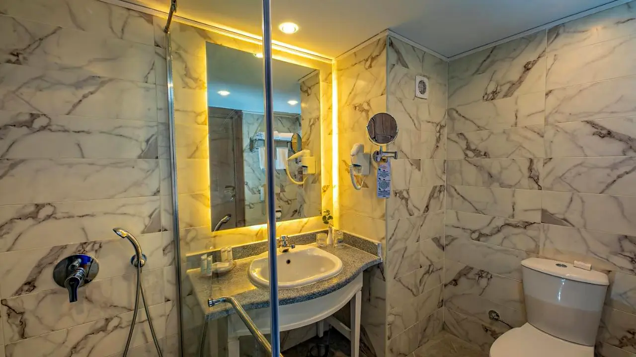 الفندق تيتانيك أكوا بارك-للعائلات والأزواج فقط - الغردقة